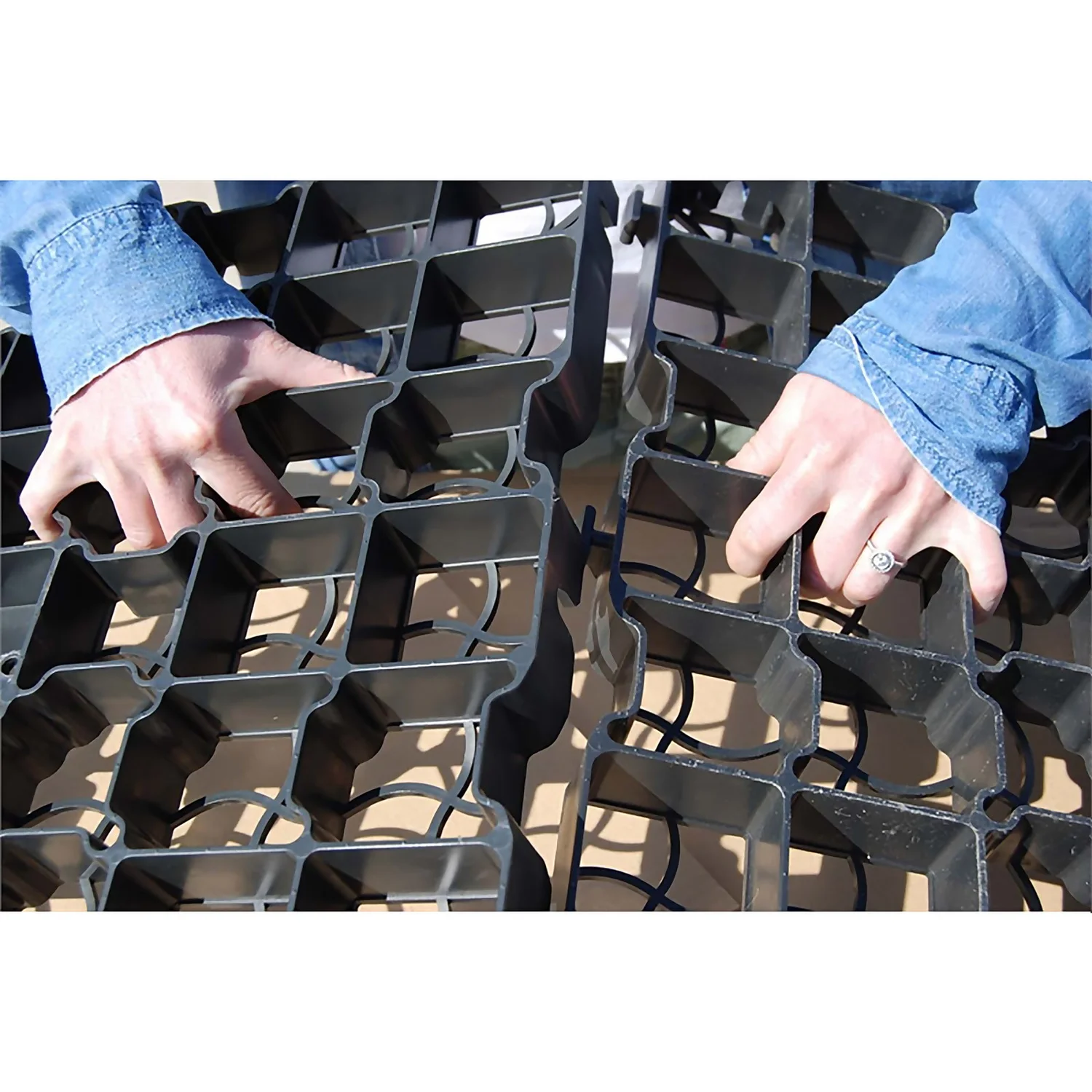 Ecobase Porous Pavers Drives - 2.5m2 (10 Pack) 7 Ecobase Porous Pavers Drives - 2.5m2 (10 Pack) - Image 7