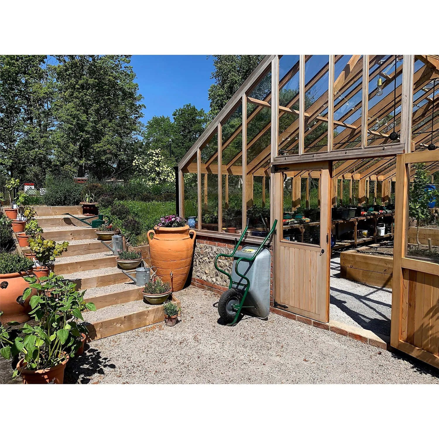 Garantia Antique Amphora Water Tank - 600L 2 Garantia Antique Amphora Water Tank - 600L - Image 2