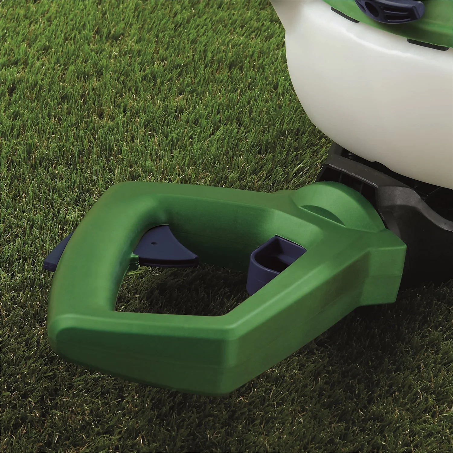 Powerbase 26cc Petrol Hedge Trimmer 55cm 3 Powerbase 26cc Petrol Hedge Trimmer 55cm - Image 3