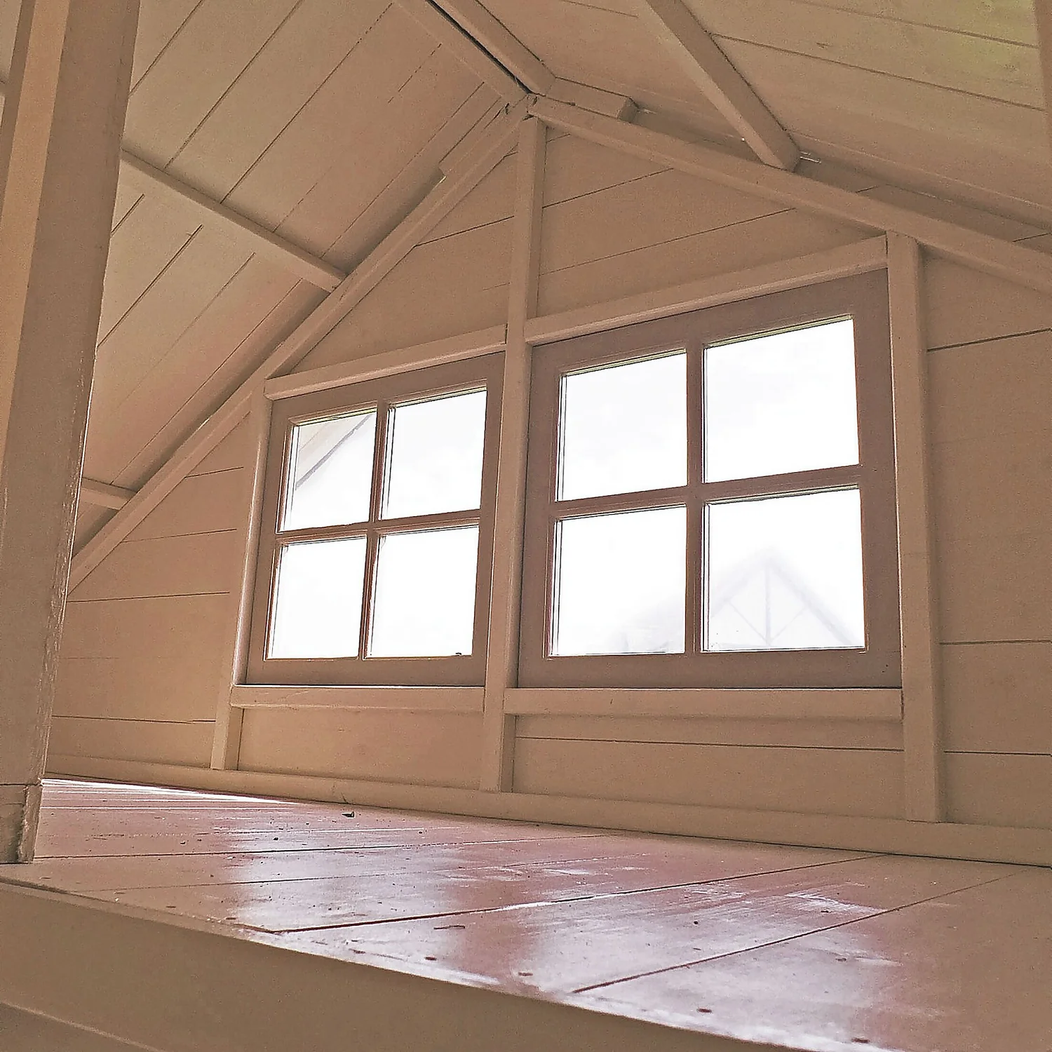 Shire 8 X 10ft Lodge Kids Wooden Playhouse 2 Shire 8 X 10ft Lodge Kids Wooden Playhouse - Image 2