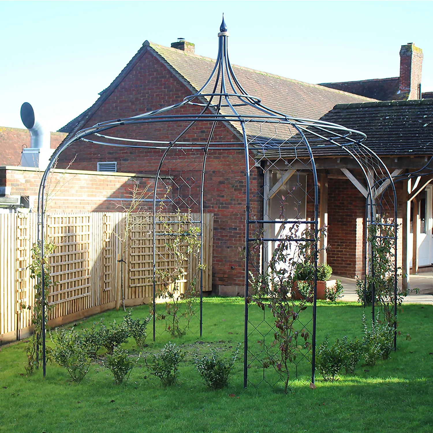 Agriframes Gothic Gazebo - (H)2.7 X (Diameter)1.8 M - Black 2 Agriframes Gothic Gazebo - (H)2.7 X (Diameter)1.8 M - Black - Image 2