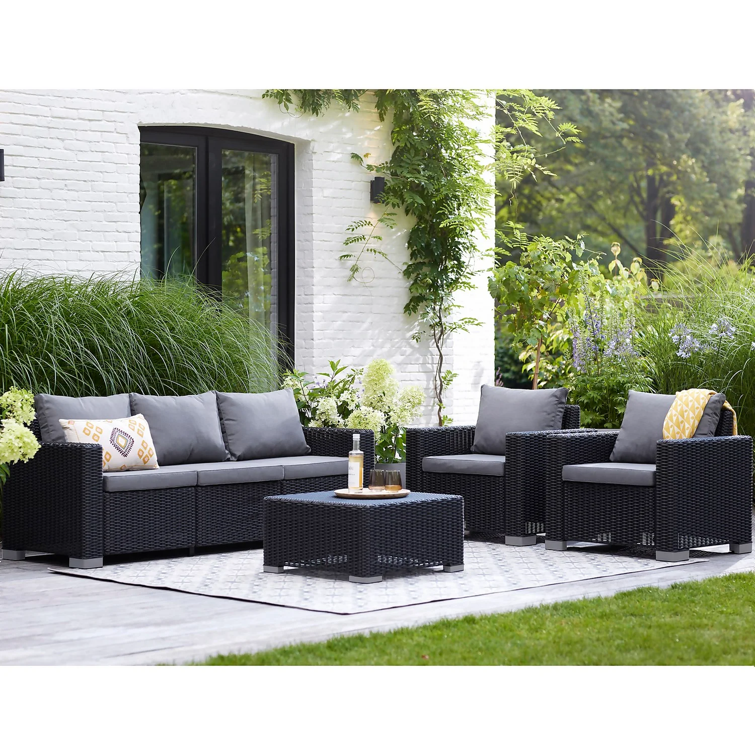 Keter California 5 Seater Outdoor Garden Furniture Sofa And Lounge Set - Graphite With Grey Cushions 7 Keter California 5 Seater Outdoor Garden Furniture Sofa And Lounge Set - Graphite With Grey Cushions - Image 7